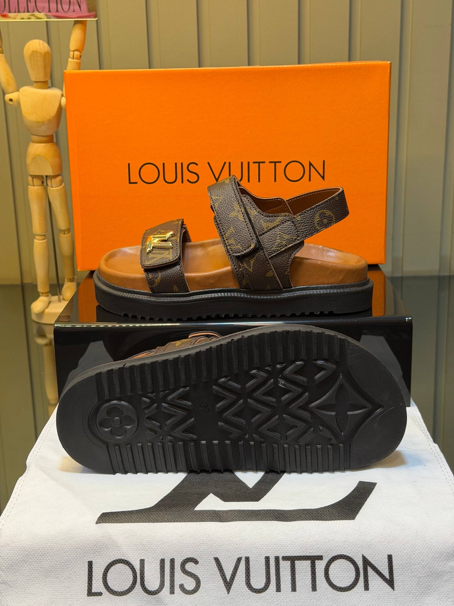 L - Sandals