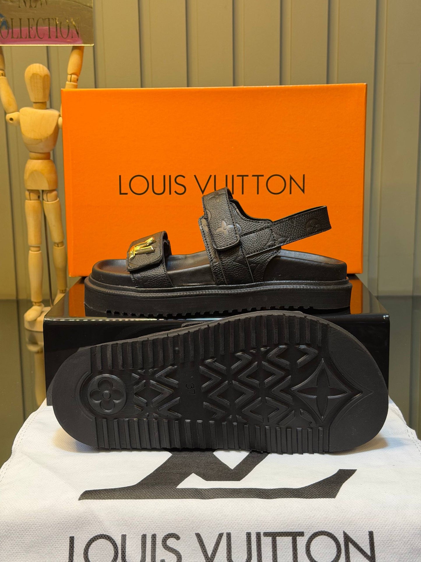 L - Sandals