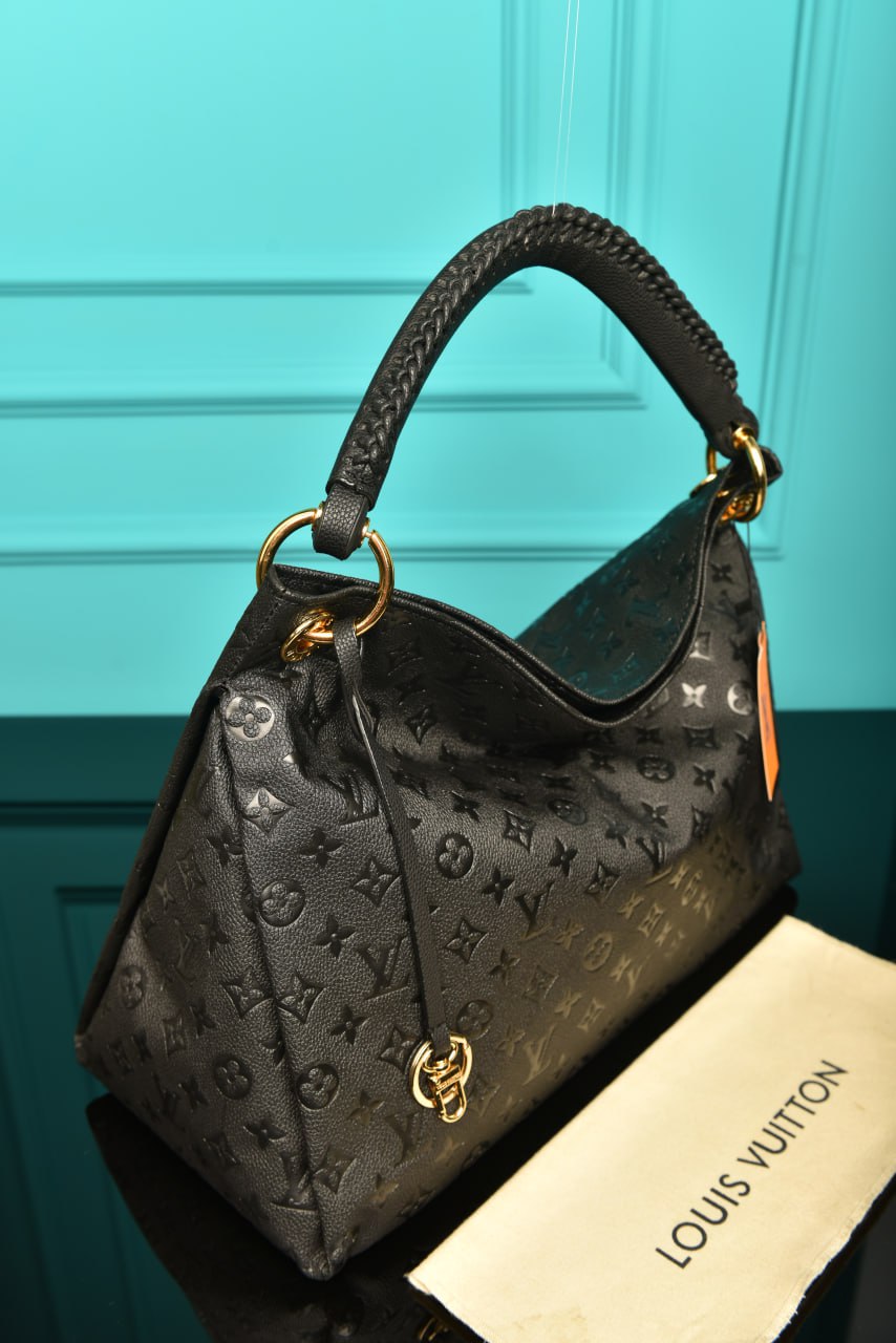Artsy ( Black )